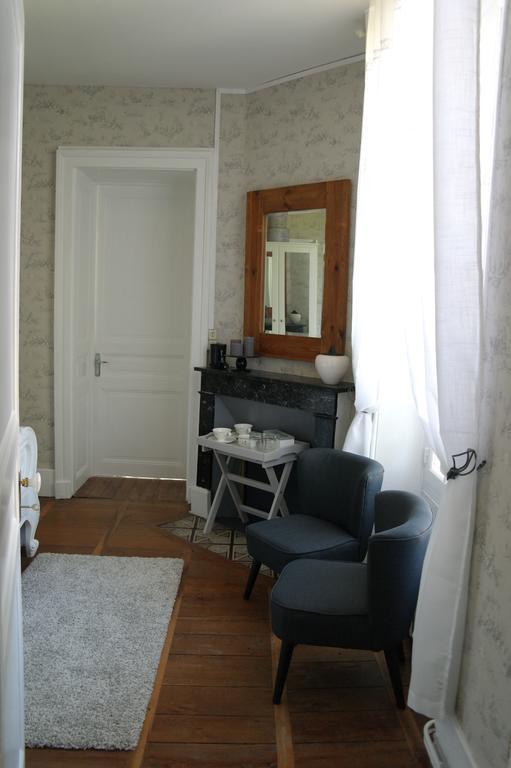 مبيت وإفطار Saint-Séverin Le Chalet De Luxe الغرفة الصورة